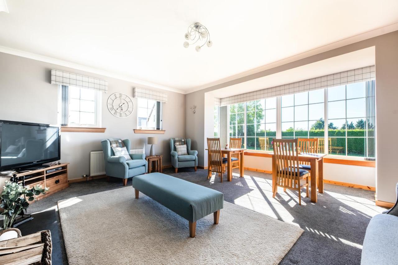 Bed and Breakfast Tornapress Дингуолл Экстерьер фото